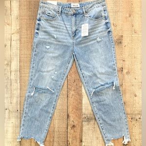 Tricot Girlfriend Jeans TR135 NEW Size 13/31 Distressed Ripped Denim Casual